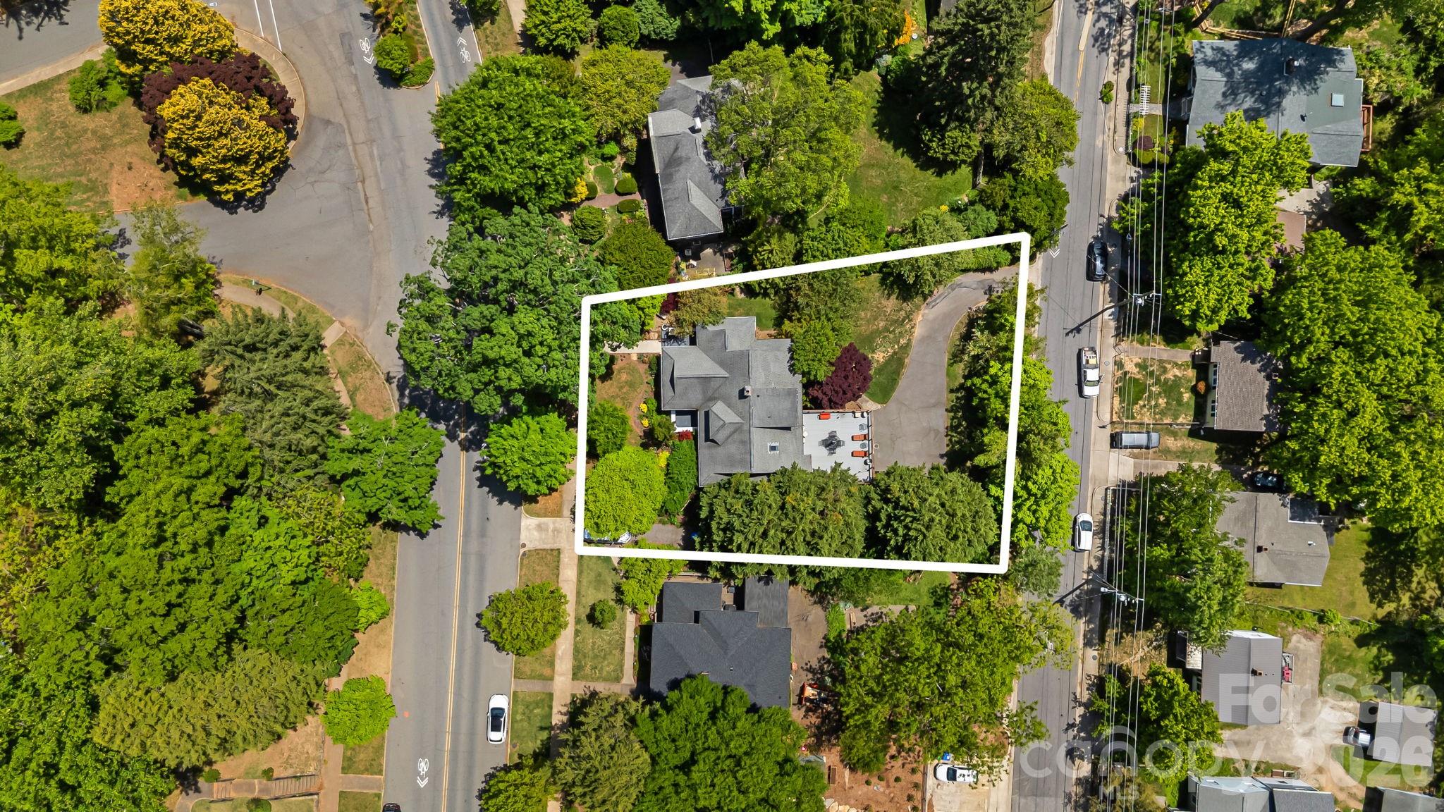 52 Edwin Place — Asheville