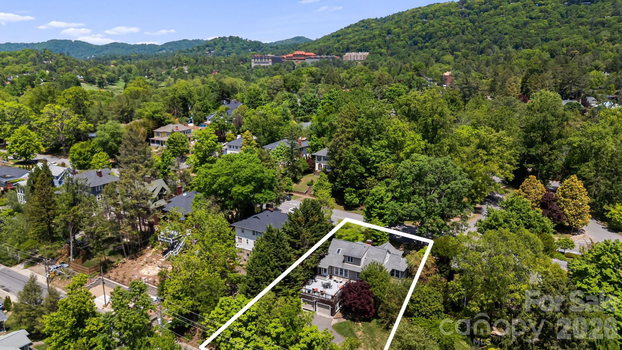 52 Edwin Place — Asheville