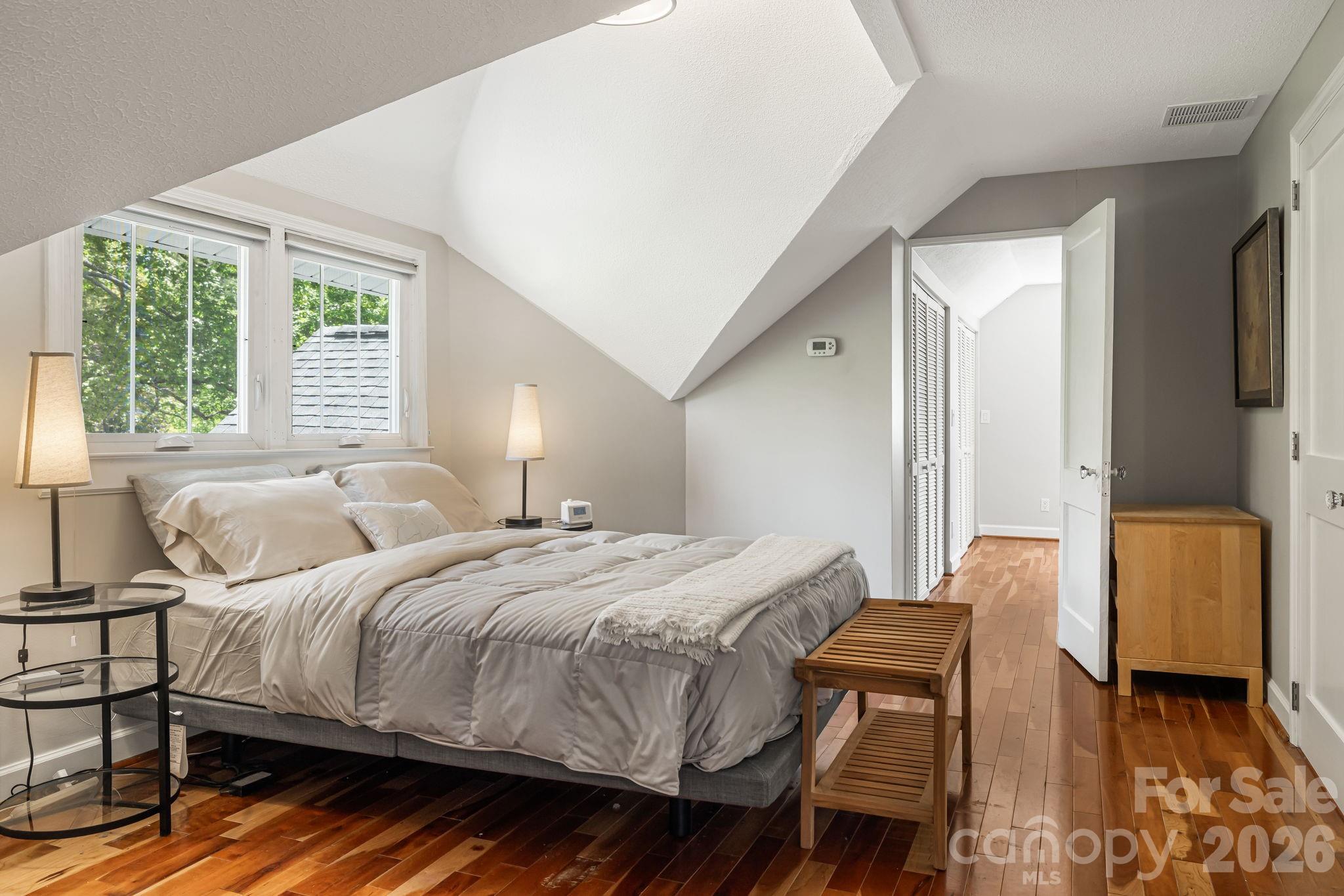 52 Edwin Place — Asheville