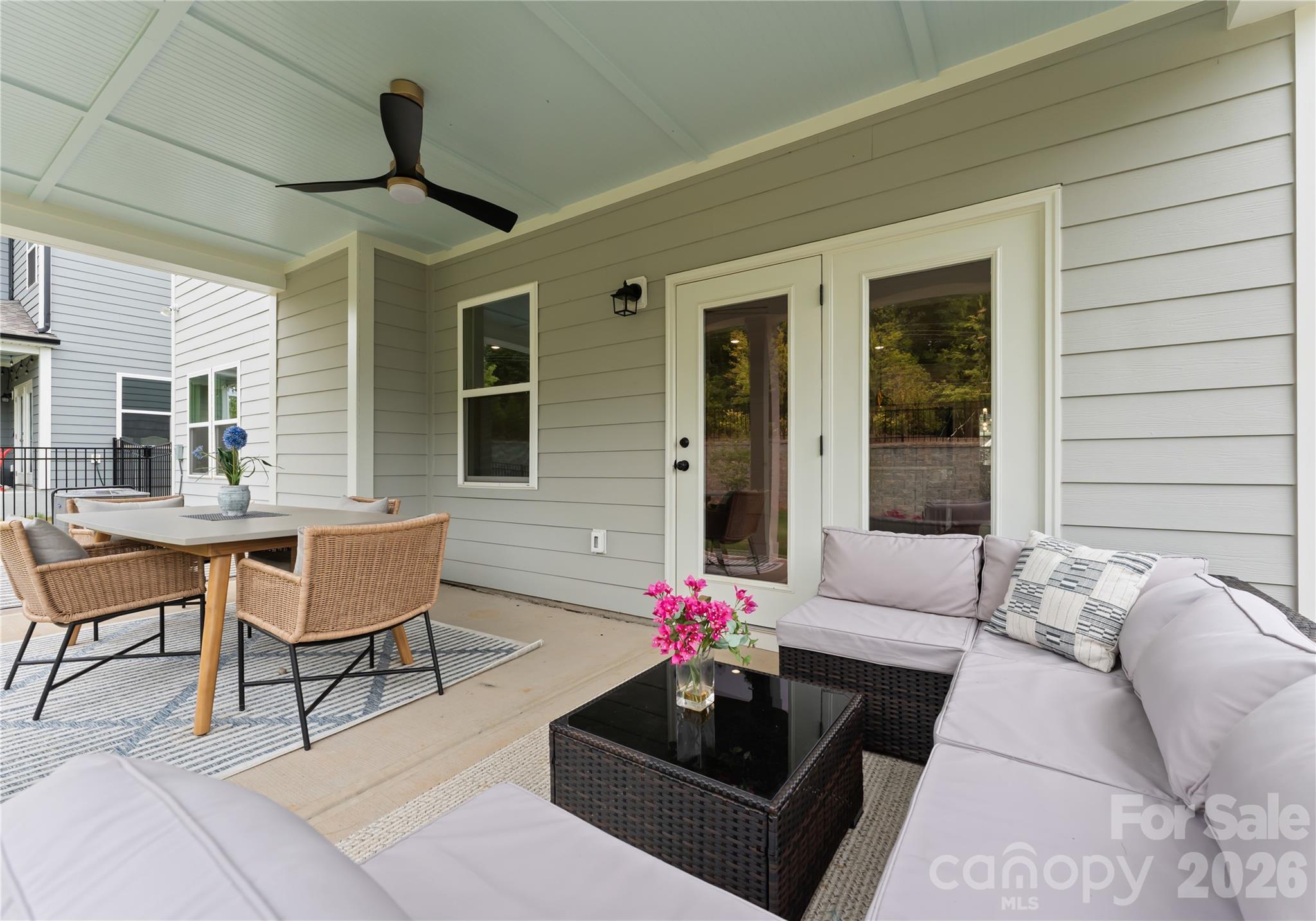 11117 Lochmere Road — Charlotte