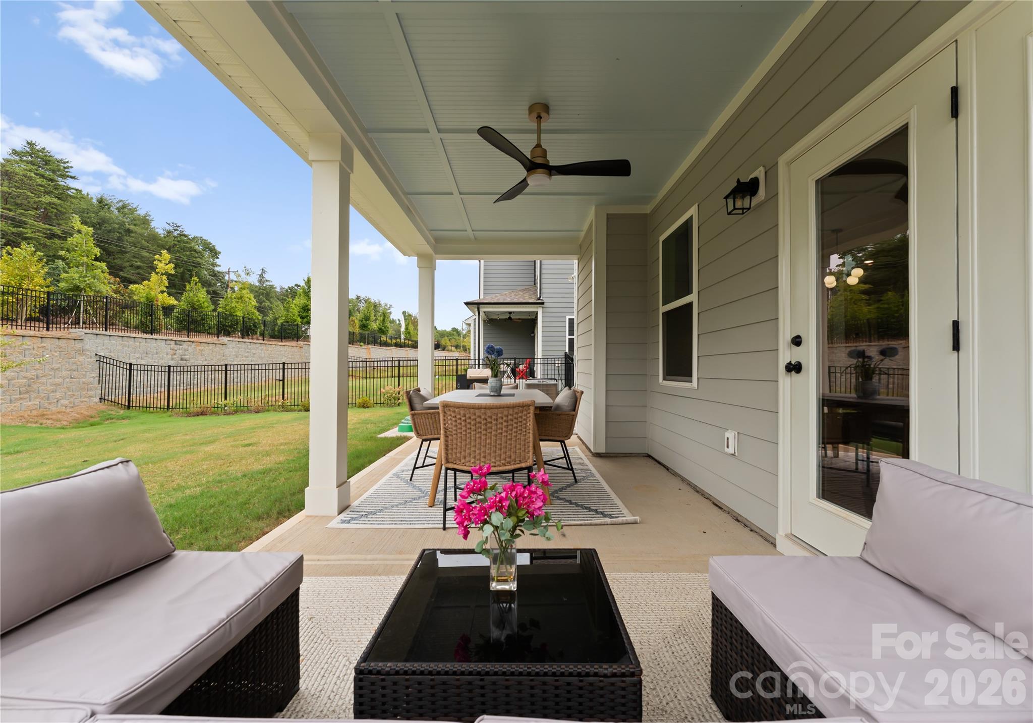 11117 Lochmere Road — Charlotte