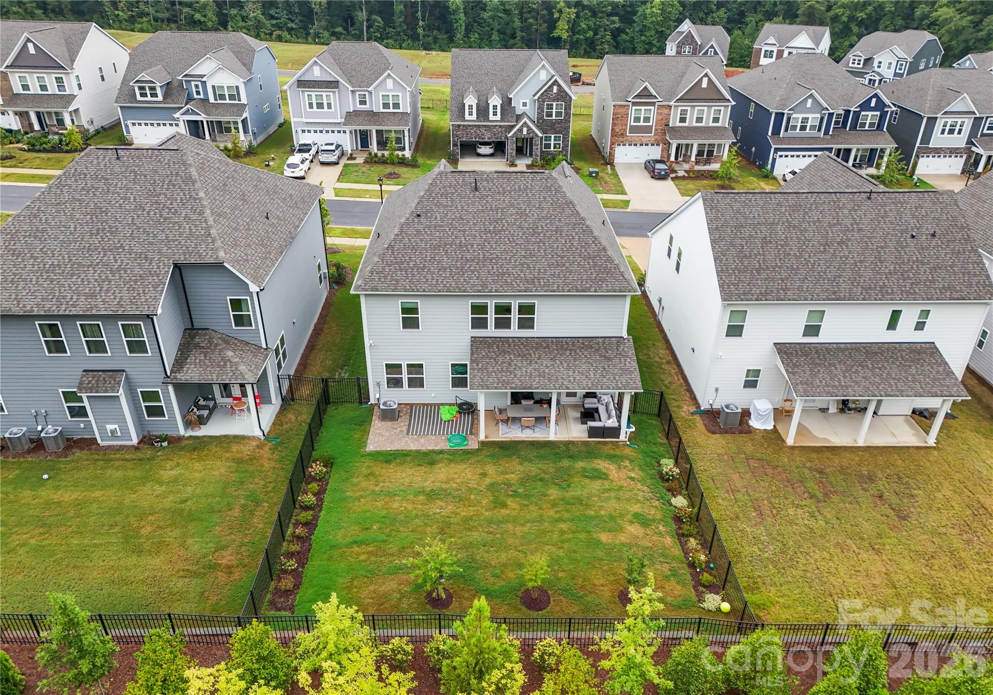 11117 Lochmere Road — Charlotte