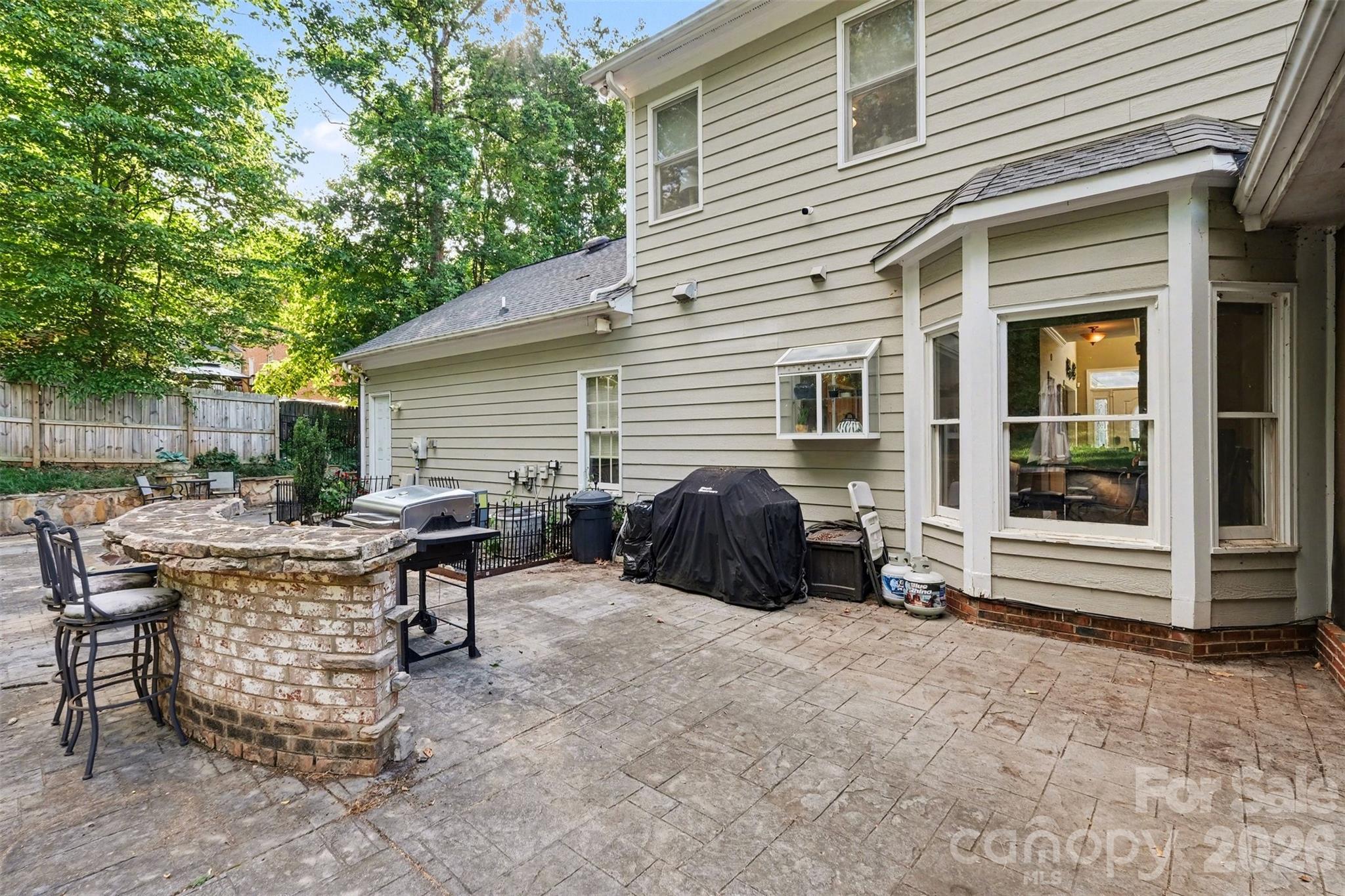 5010 Ardenwoods Drive — Charlotte
