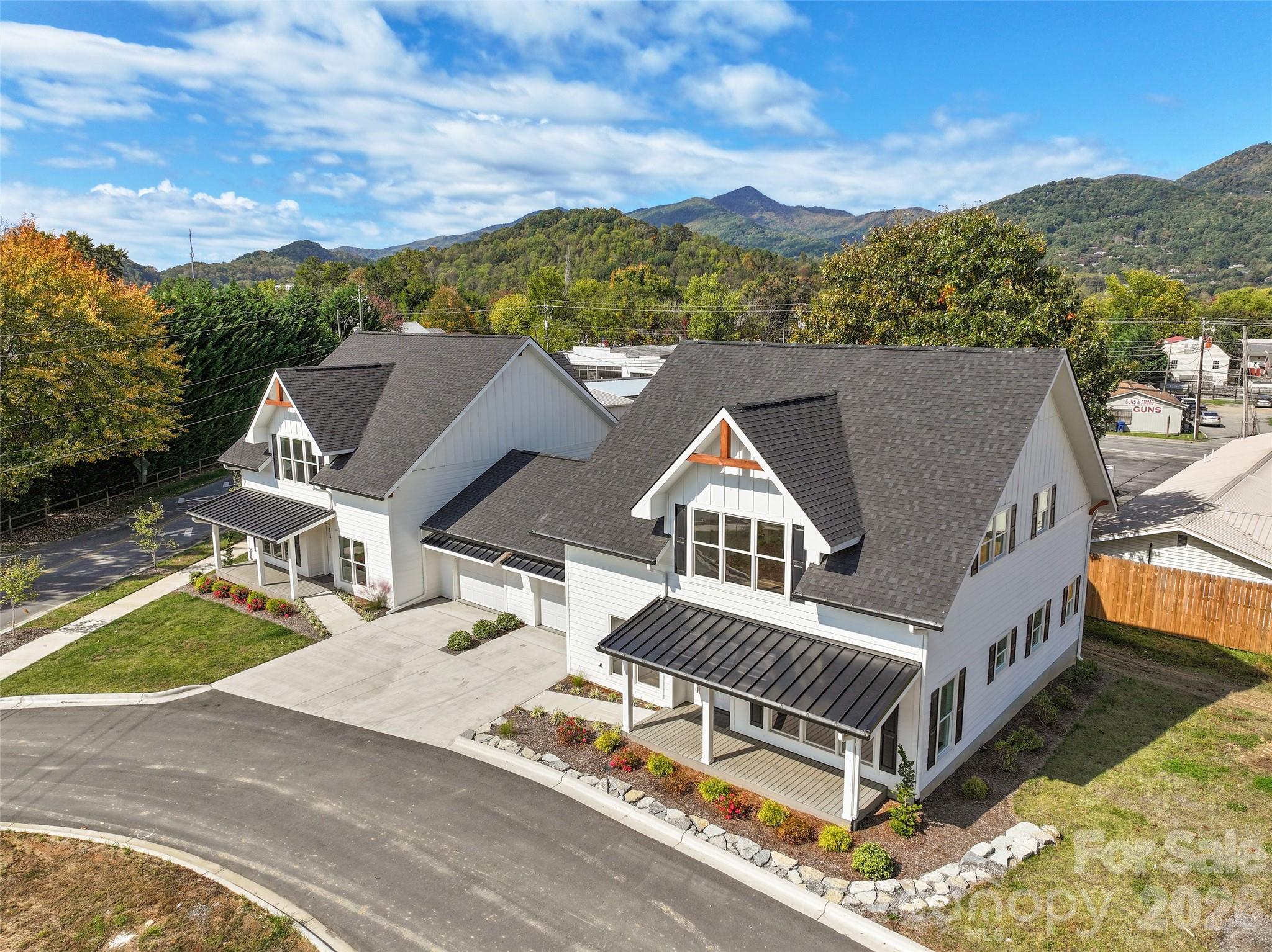 11 and 15 Riemar Lane — Waynesville