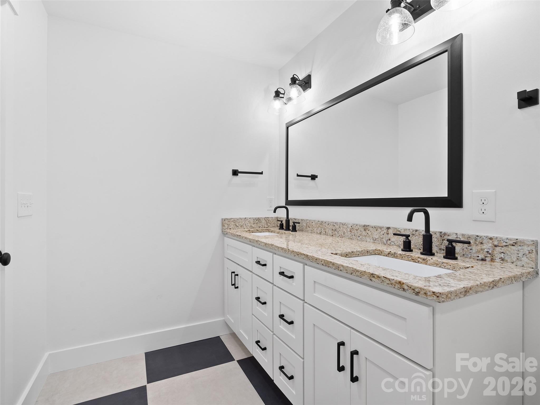 11 and 15 Riemar Lane — Waynesville