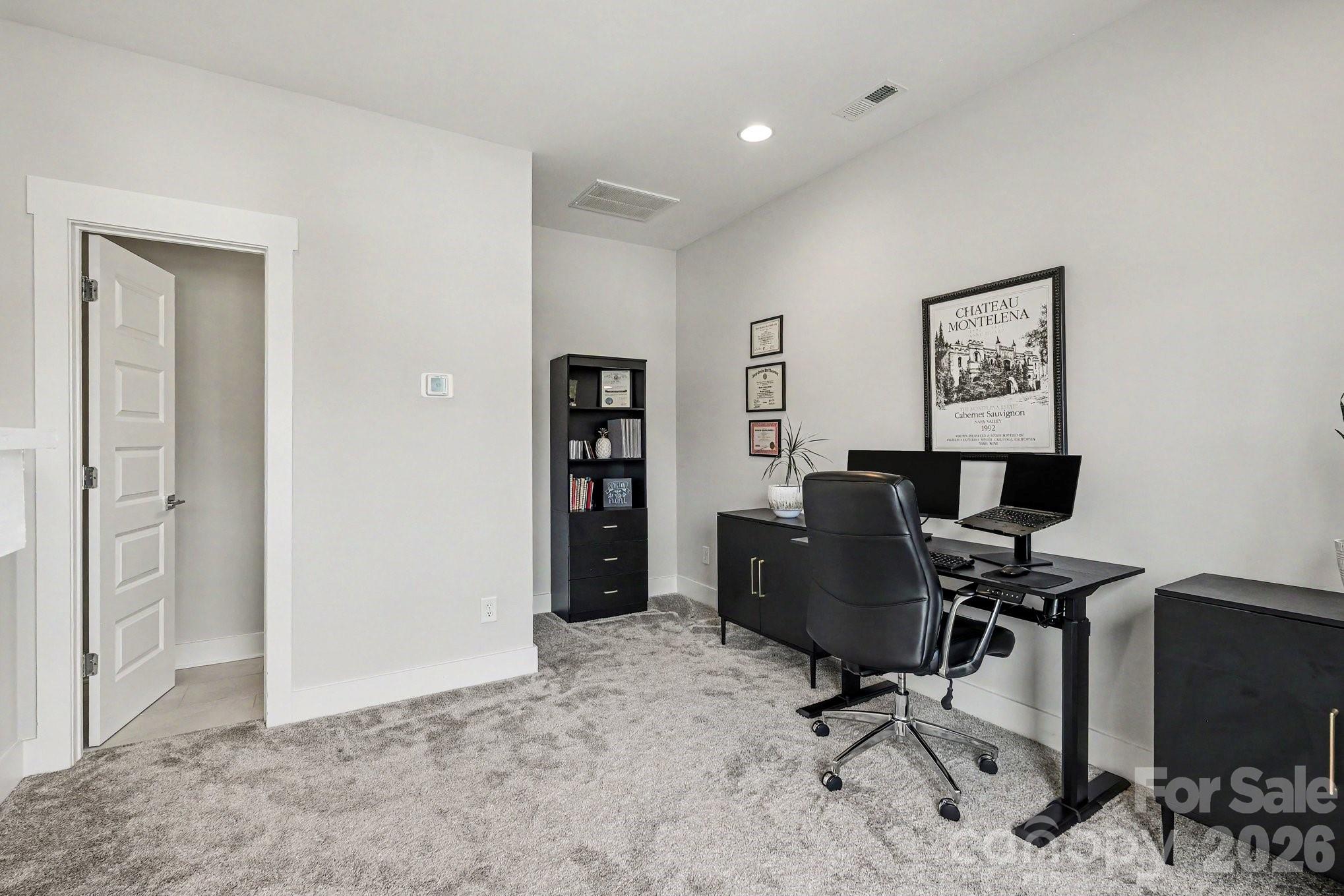 562 West End Drive — Charlotte