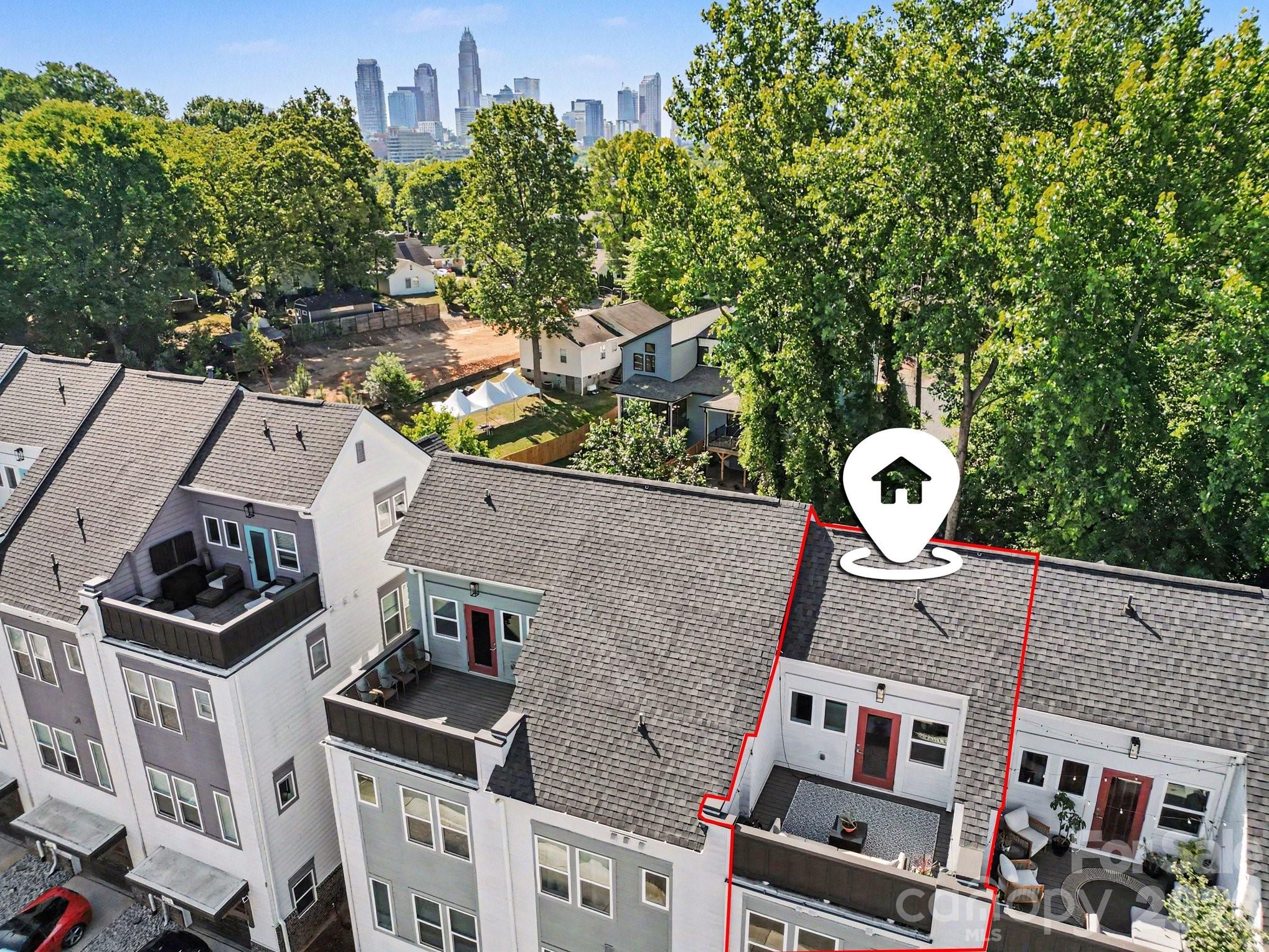 562 West End Drive — Charlotte