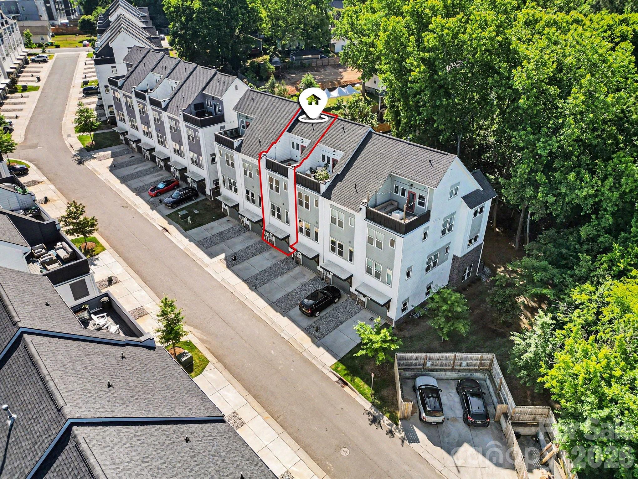 562 West End Drive — Charlotte