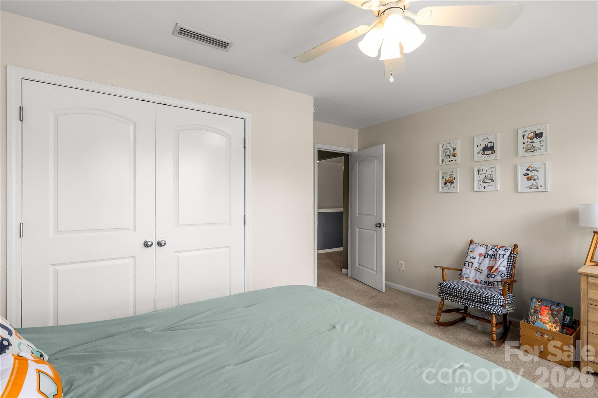 493 Dutch White Drive — Clover