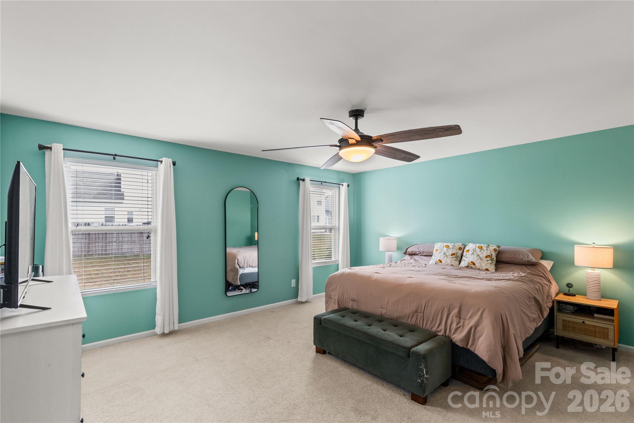 493 Dutch White Drive — Clover