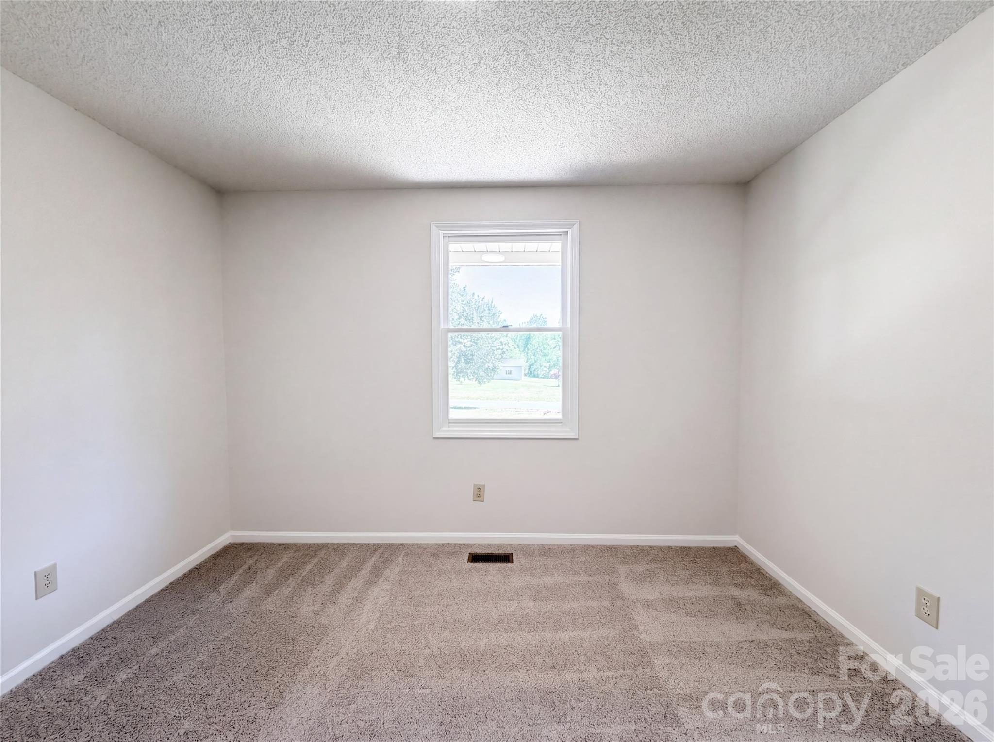 4395 Meadow Lane — Lincolnton