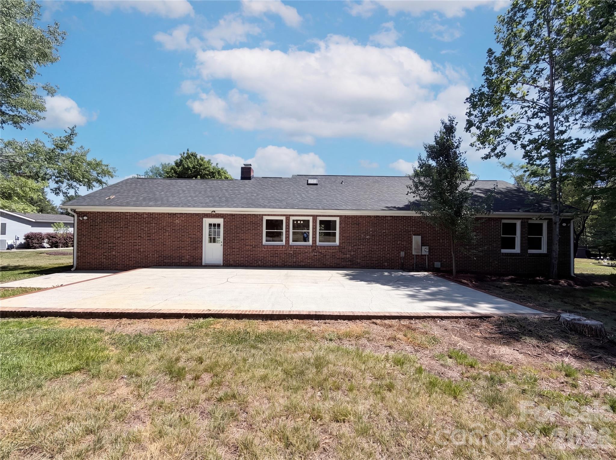 4395 Meadow Lane — Lincolnton