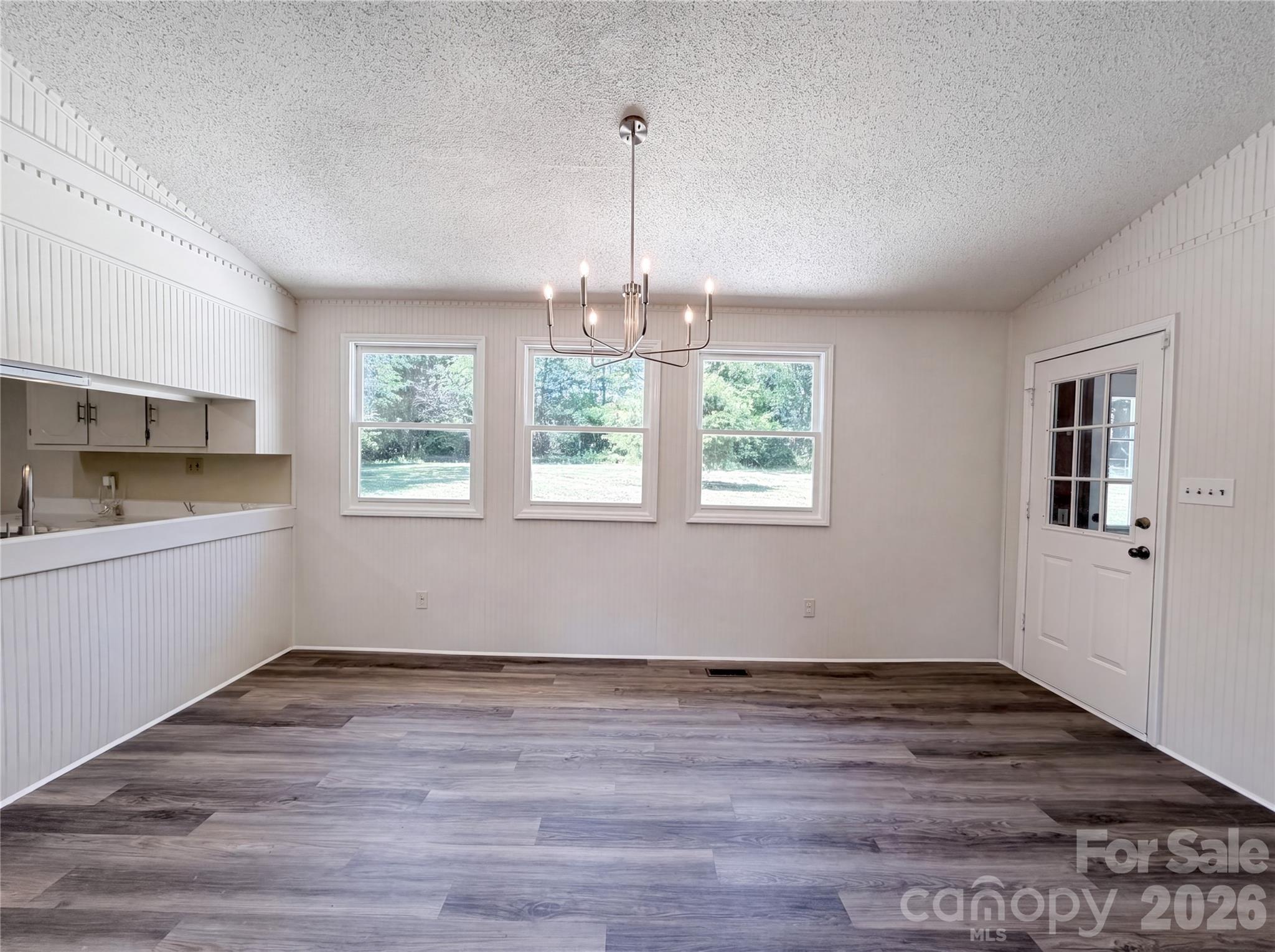 4395 Meadow Lane — Lincolnton