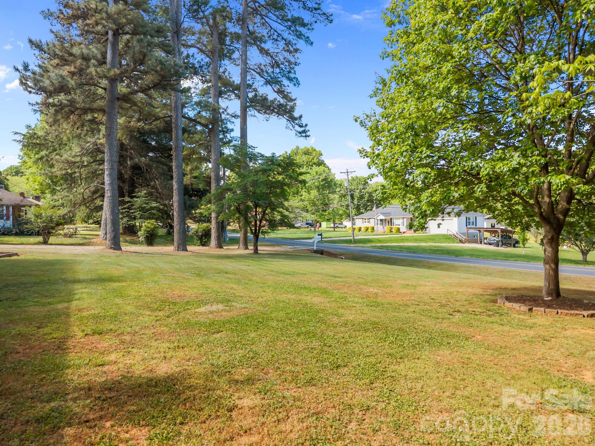 745 Dukeville Road — Salisbury