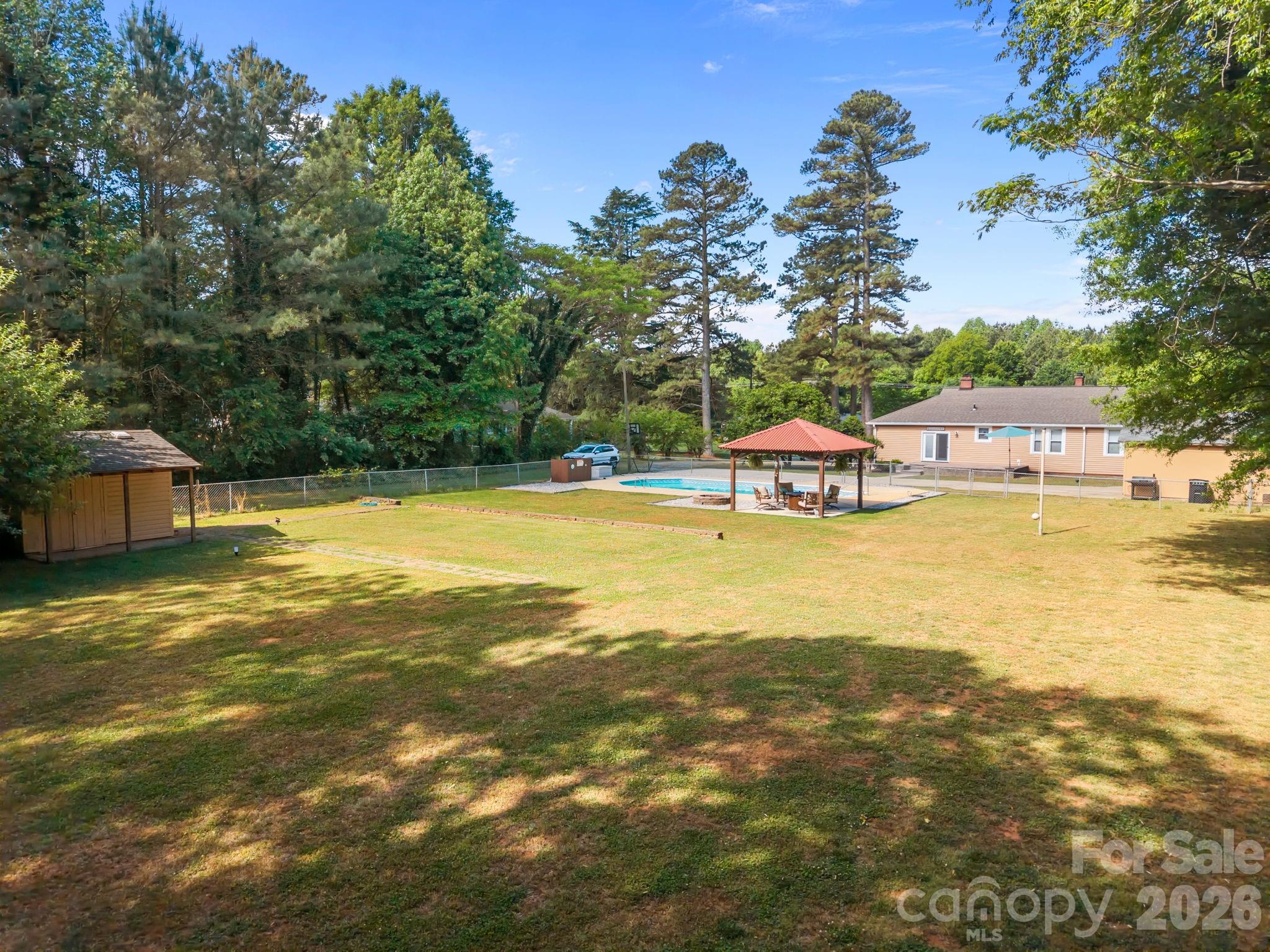 745 Dukeville Road — Salisbury
