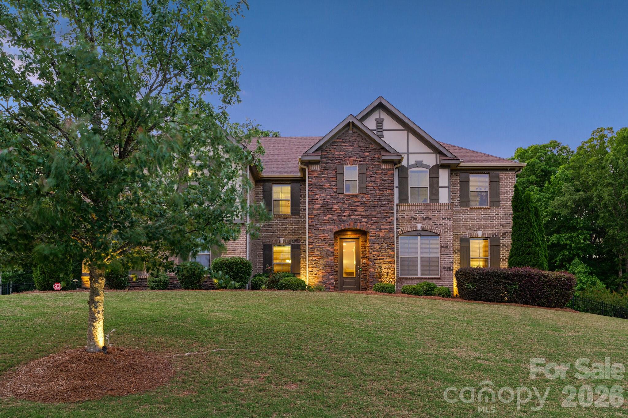 726 Lingfield Lane — Waxhaw