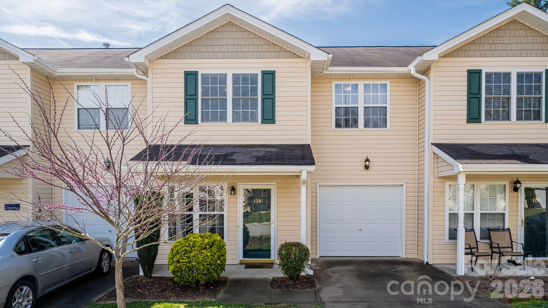 130 Lanceford Circle — Fletcher