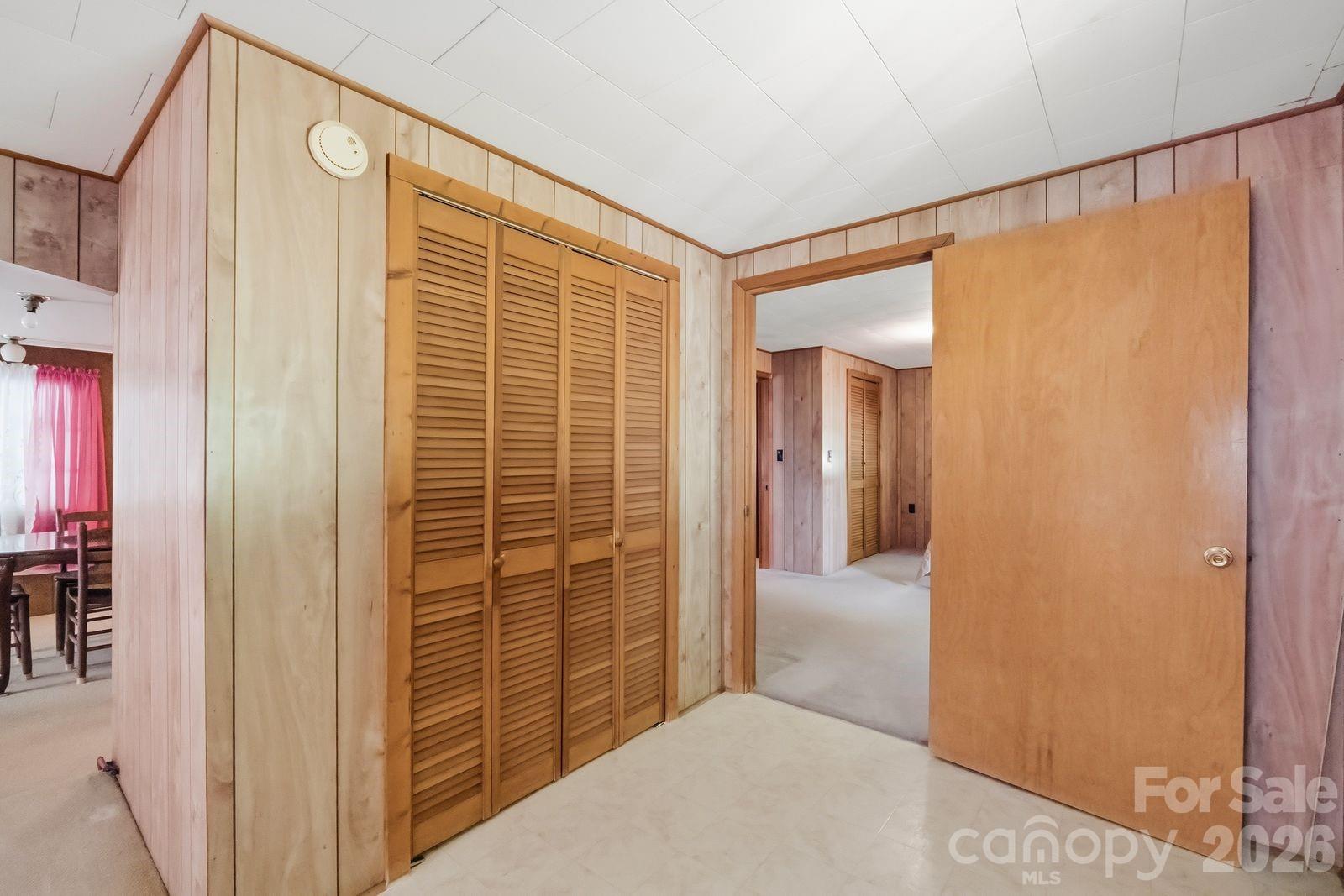 3823 Hickory Highway — Statesville