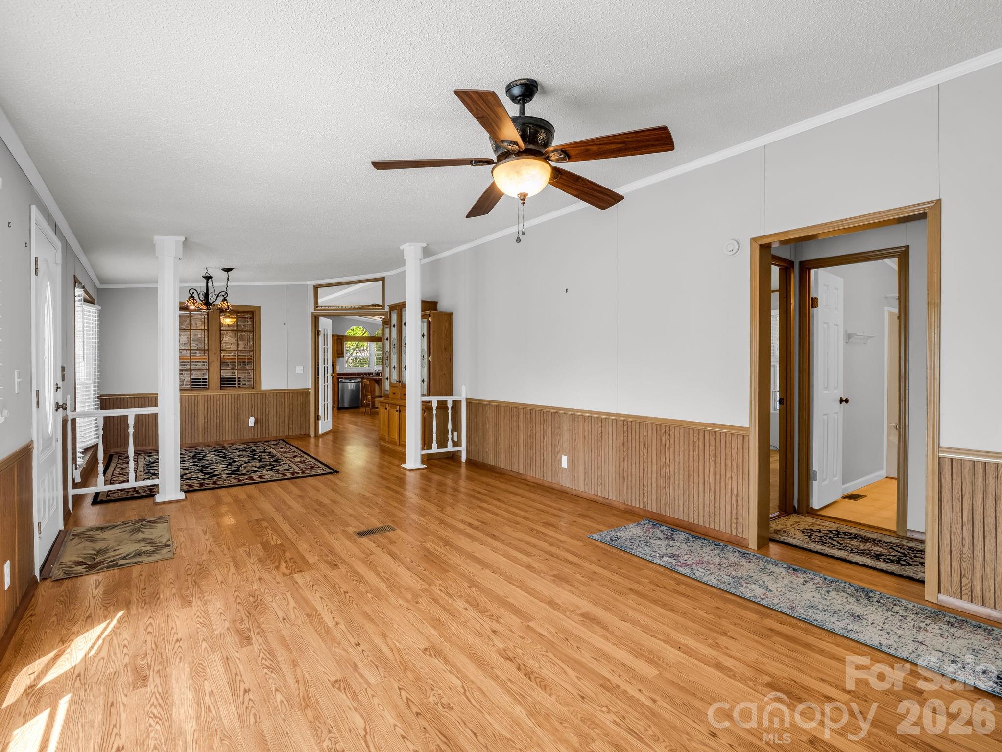 213 Old State Ten Road — Black Mountain