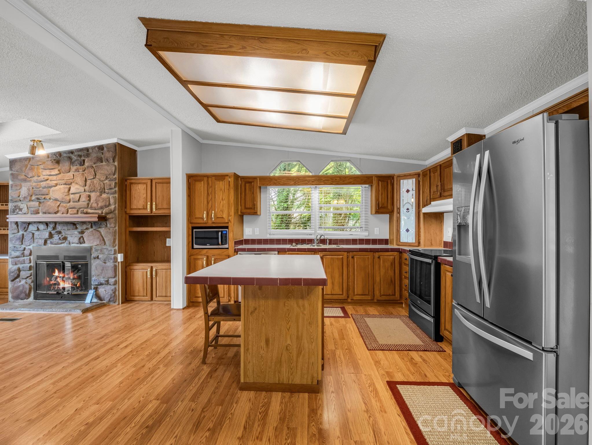 213 Old State Ten Road — Black Mountain