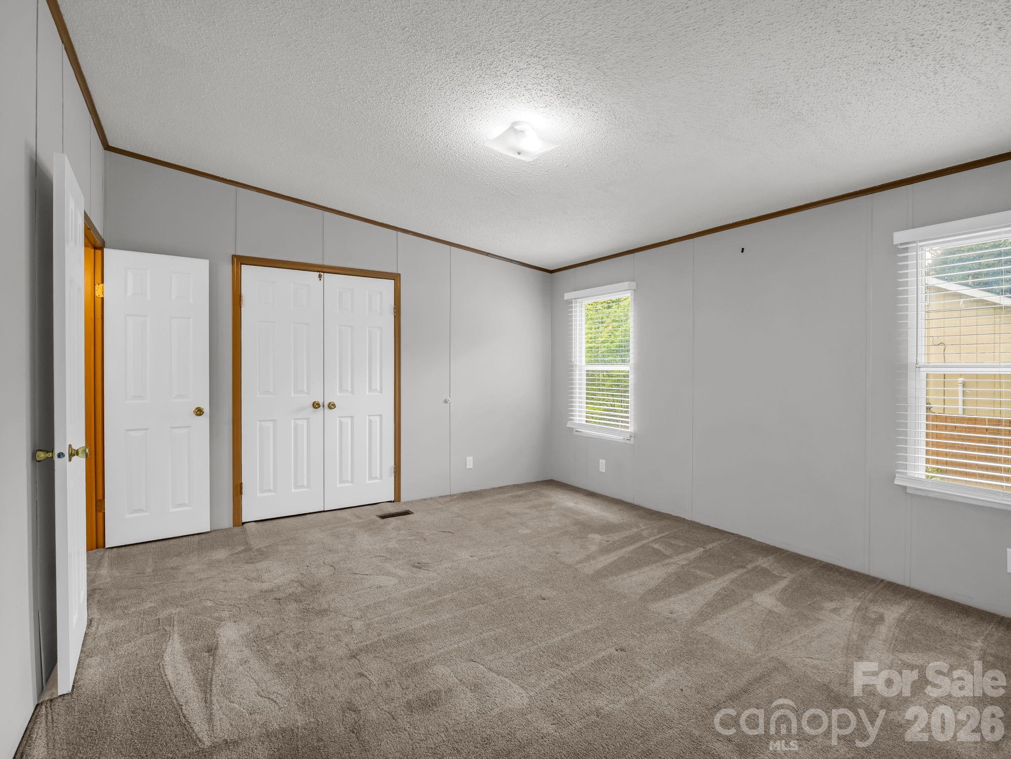 213 Old State Ten Road — Black Mountain