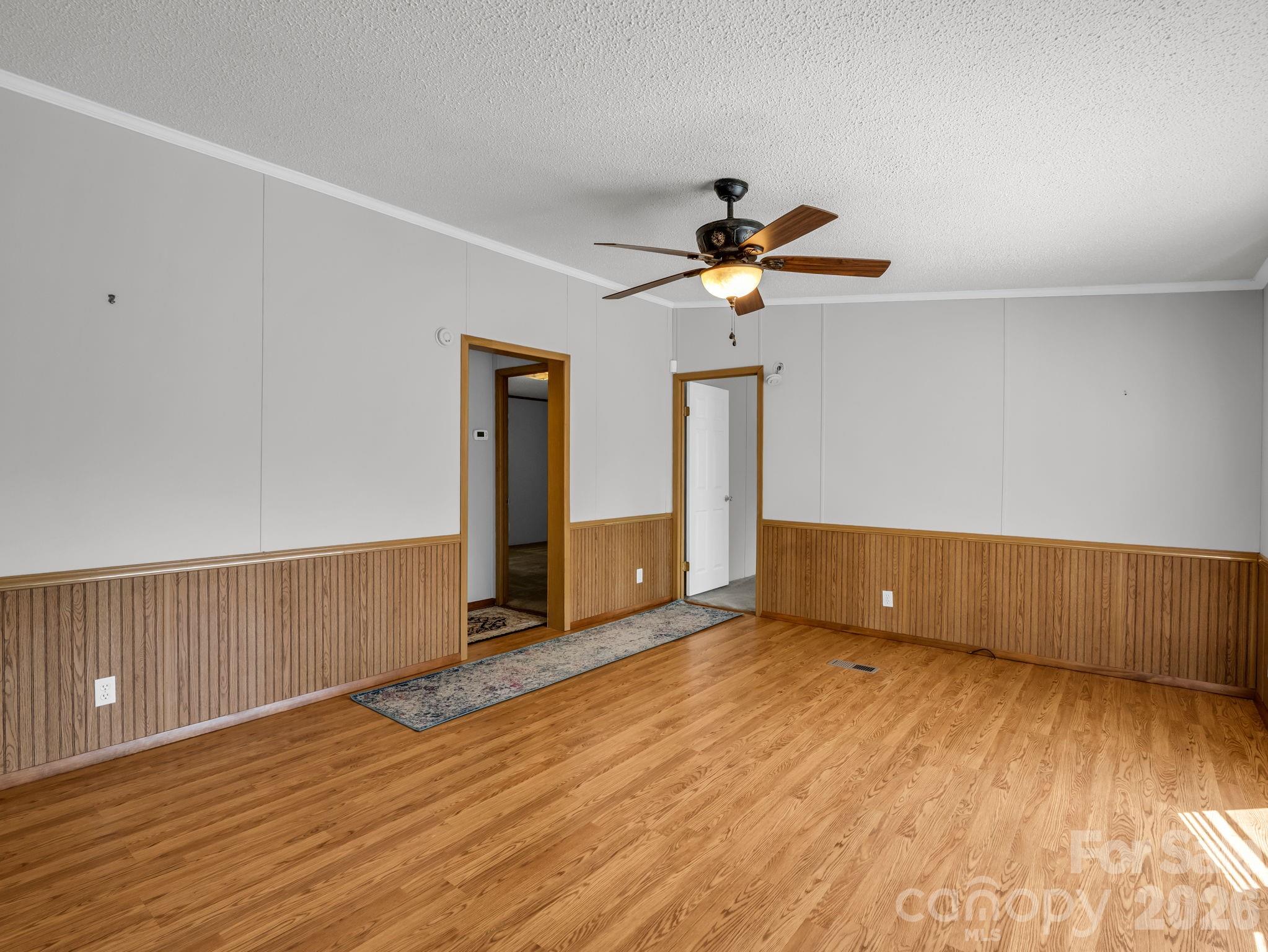 213 Old State Ten Road — Black Mountain