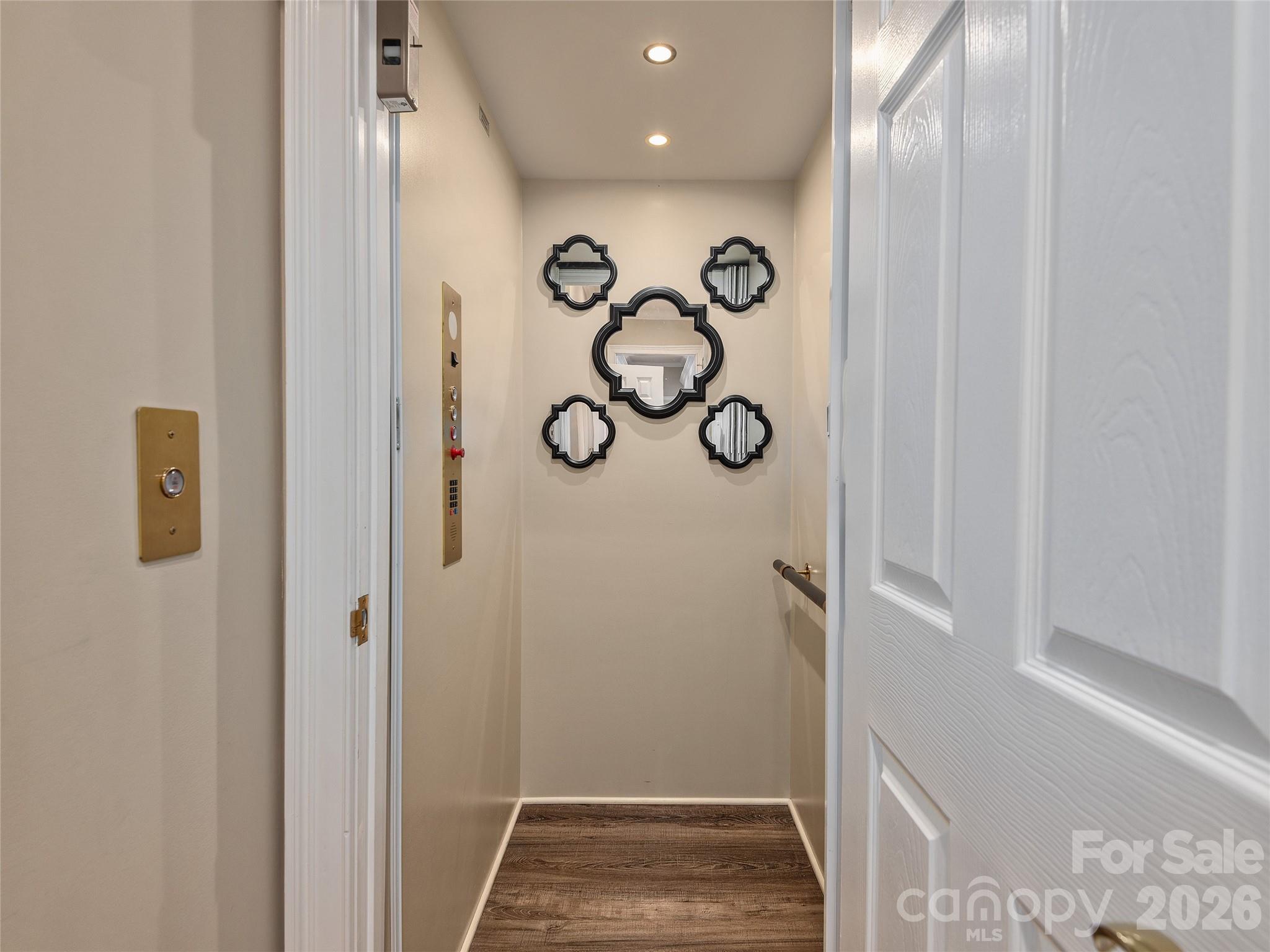 1403 Woodsong Drive — Hendersonville