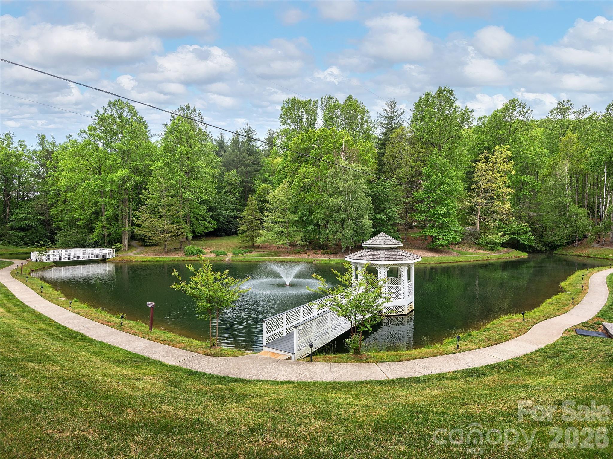 1403 Woodsong Drive — Hendersonville