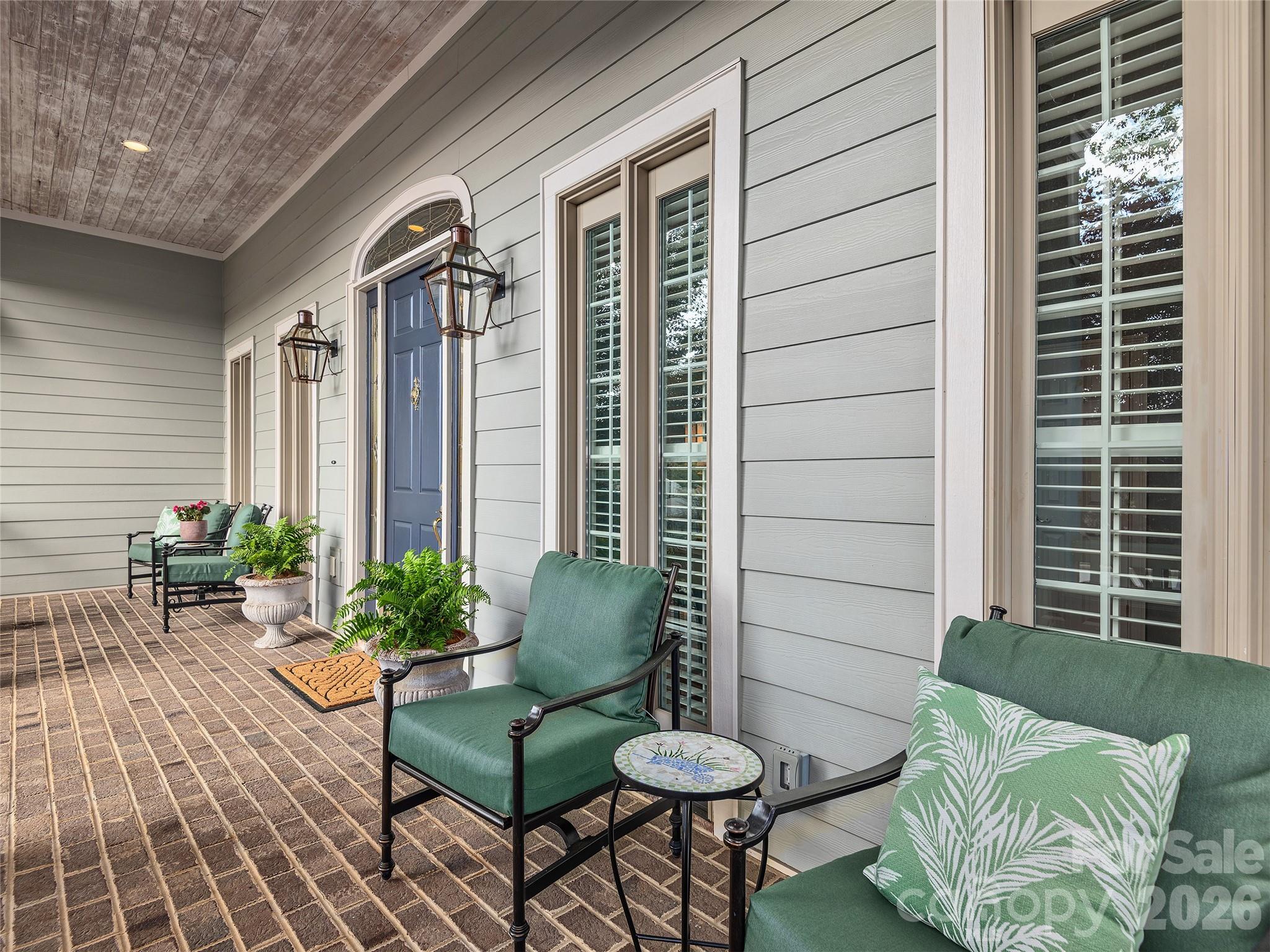 1403 Woodsong Drive — Hendersonville
