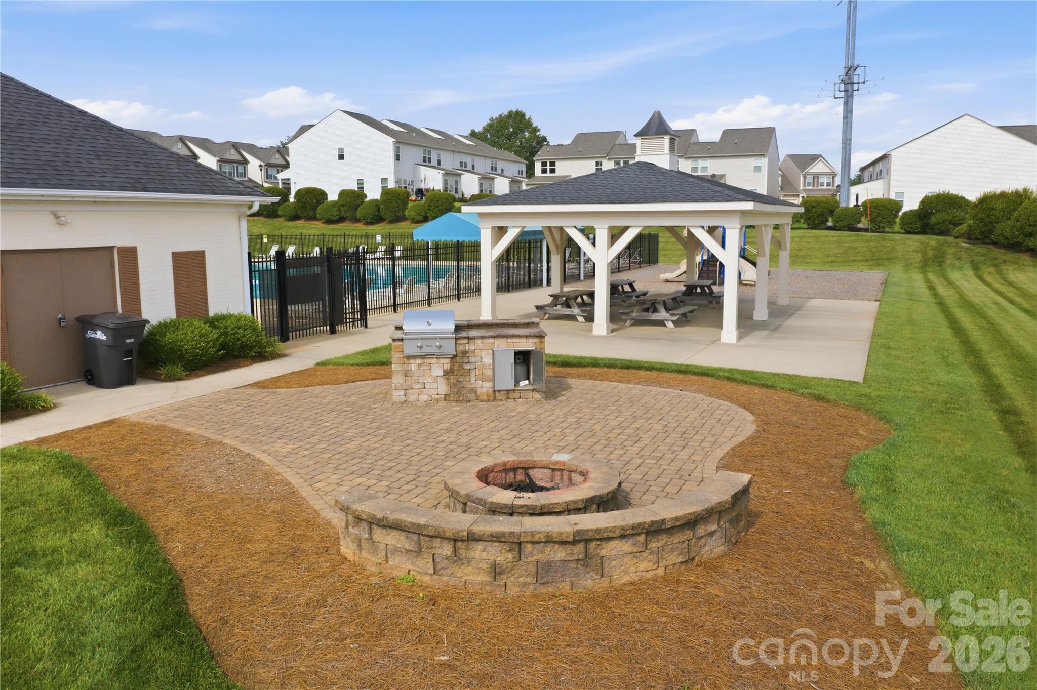 117 Canada Drive — Statesville