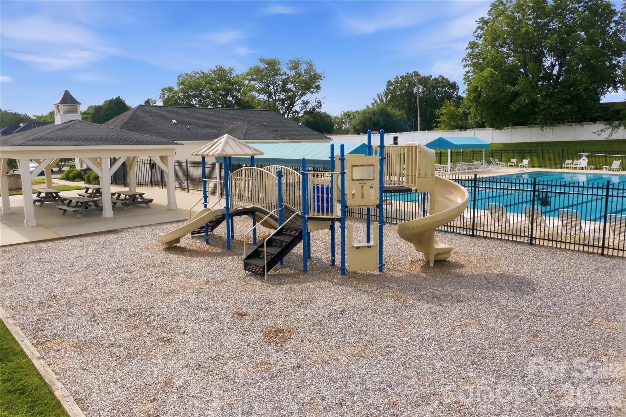 117 Canada Drive — Statesville
