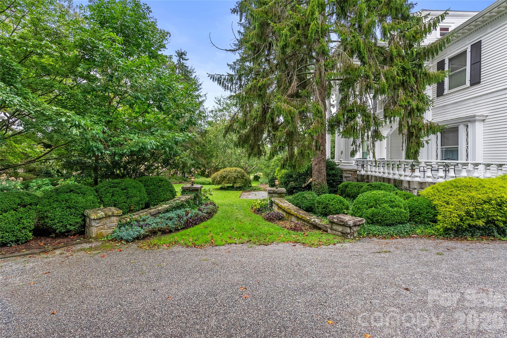 86 Edgemont Road — Asheville