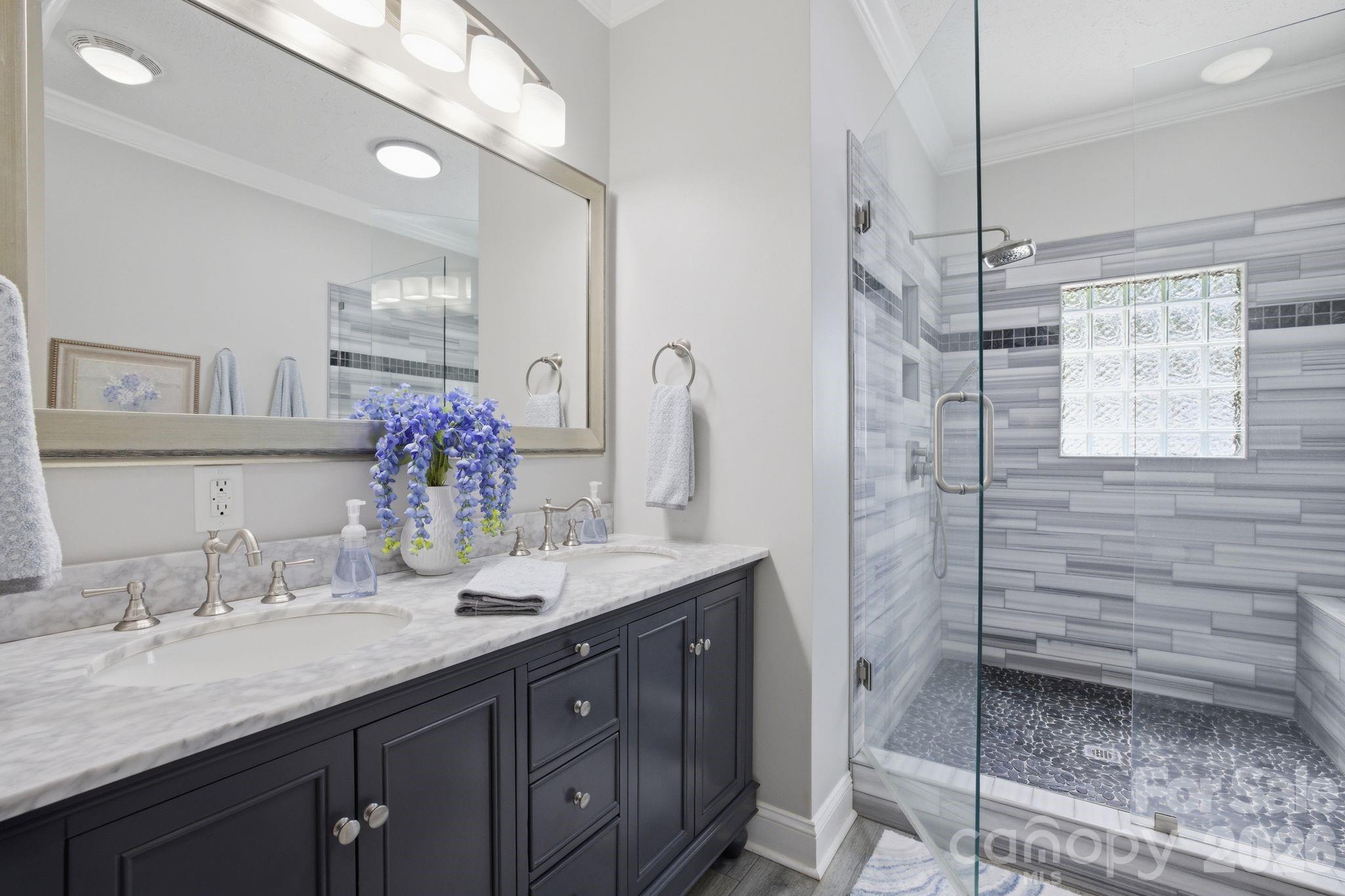 819 Hickory Point Drive — Lexington
