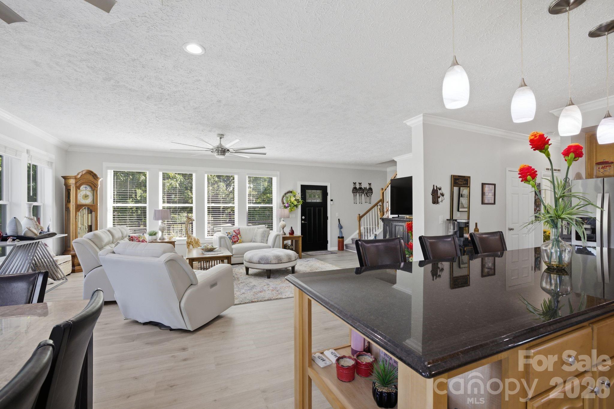 819 Hickory Point Drive — Lexington