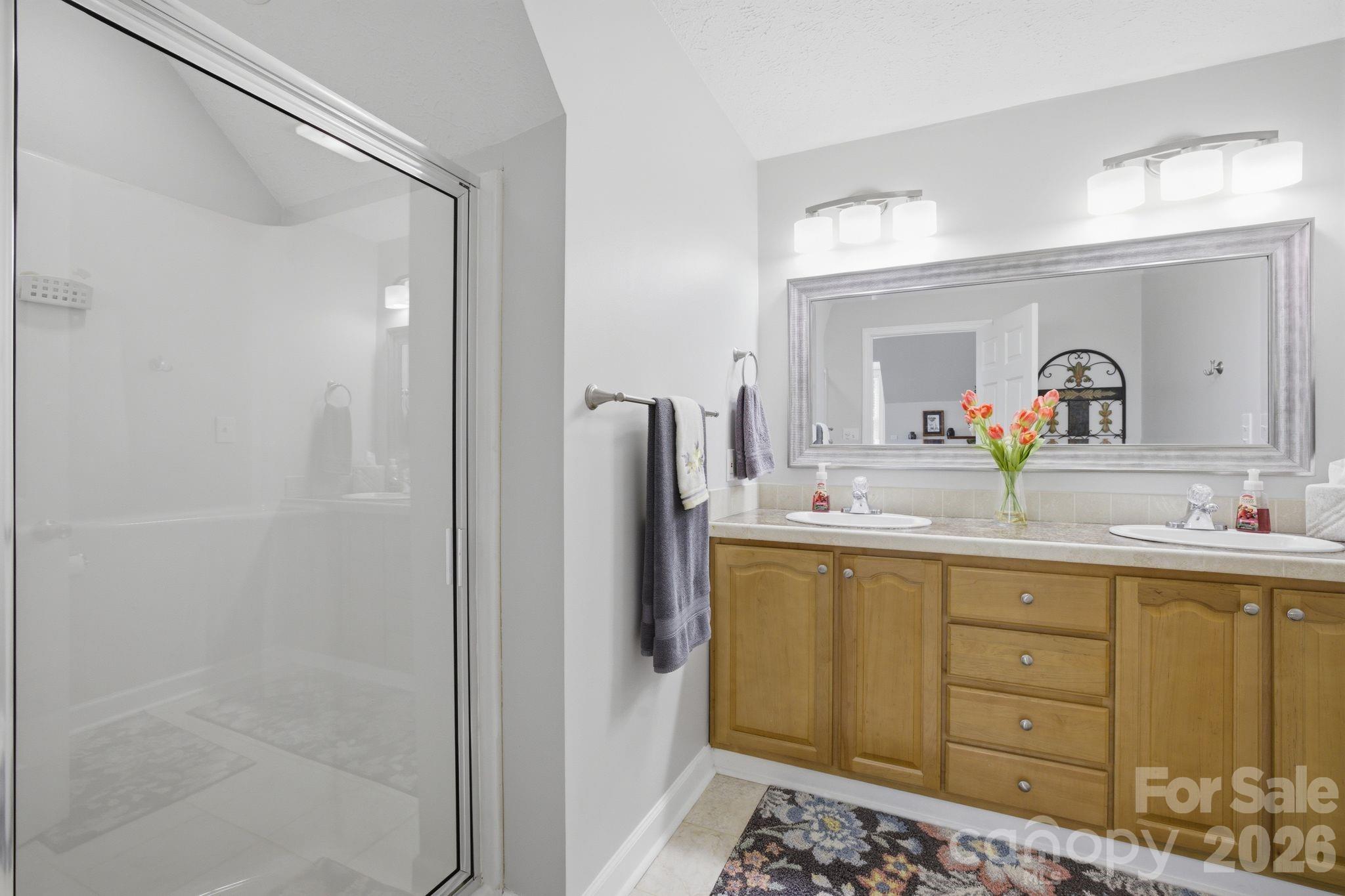 819 Hickory Point Drive — Lexington
