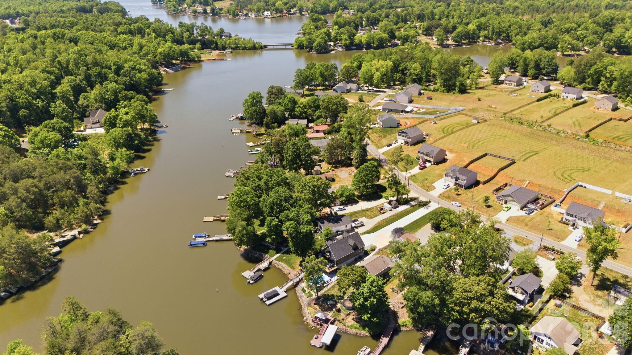 819 Hickory Point Drive — Lexington