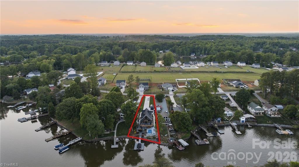 819 Hickory Point Drive — Lexington