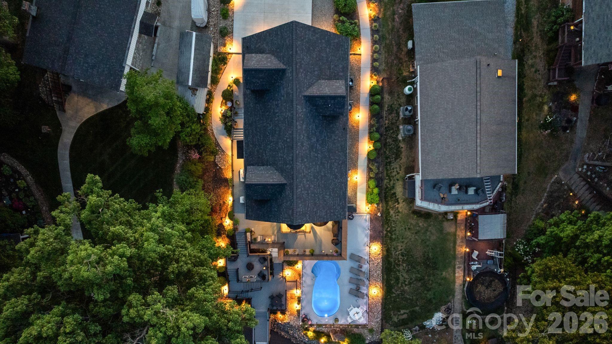 819 Hickory Point Drive — Lexington