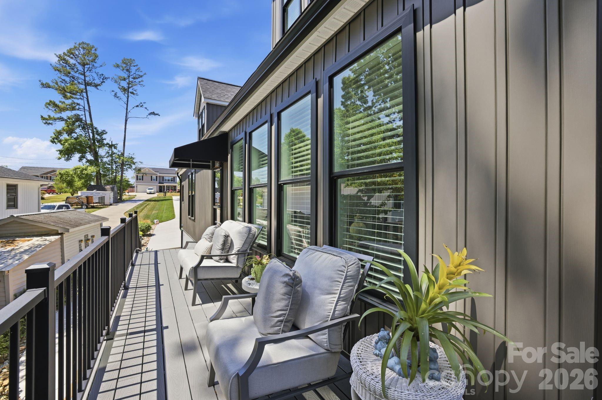 819 Hickory Point Drive — Lexington