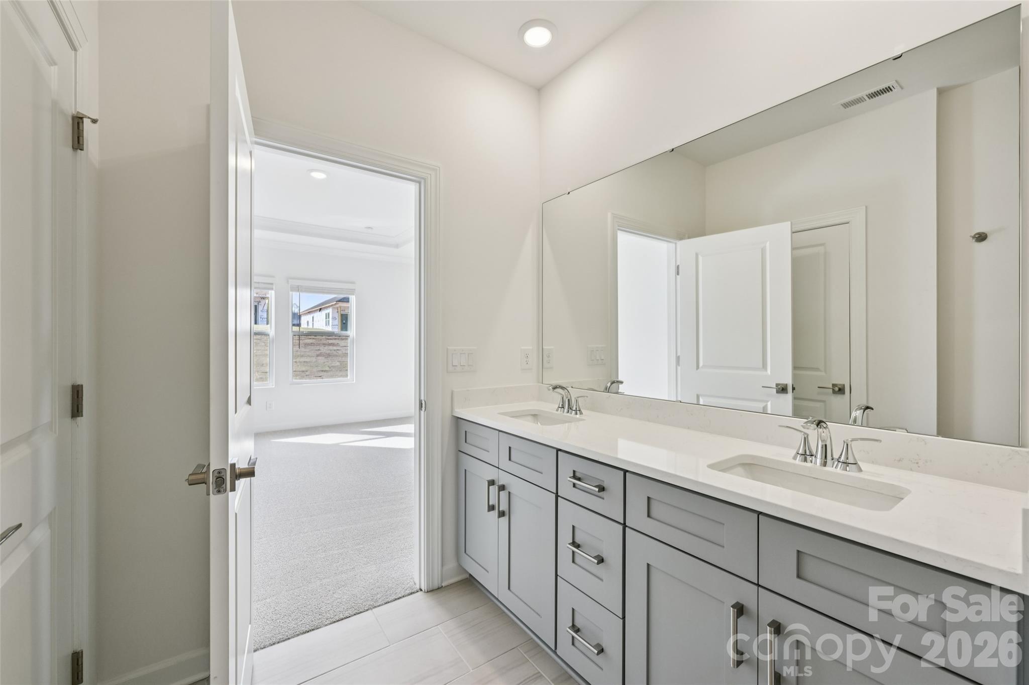 662 Darya Drive — York