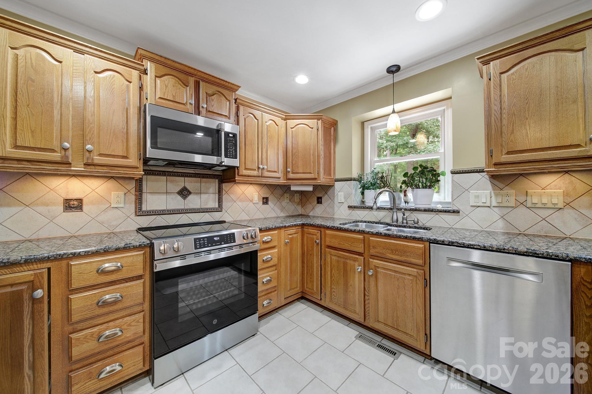 1109 Hawthorne Drive — Indian Trail