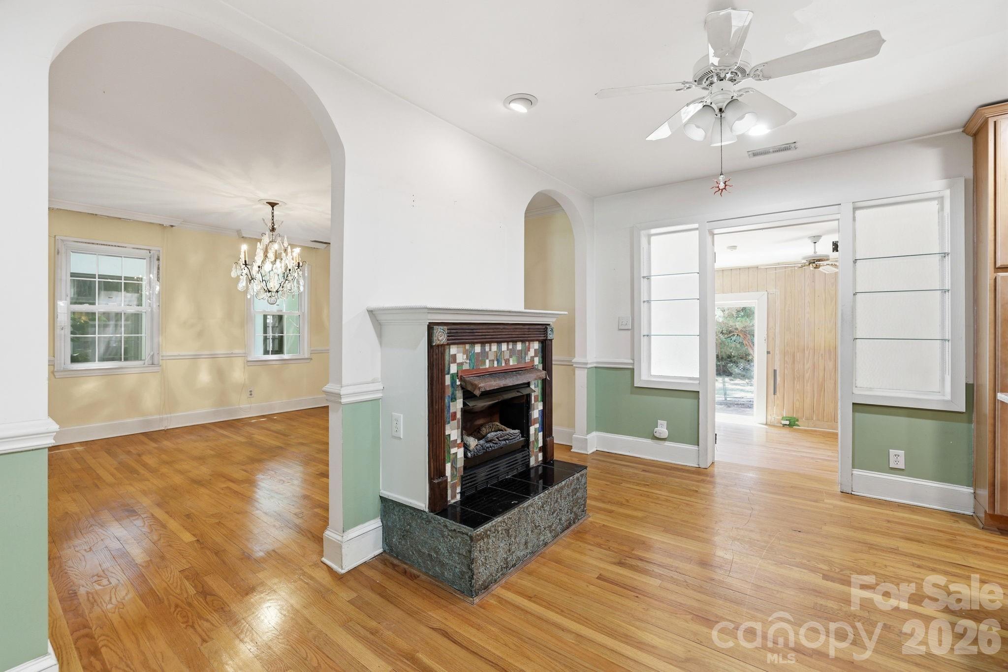 200 Altondale Avenue — Charlotte