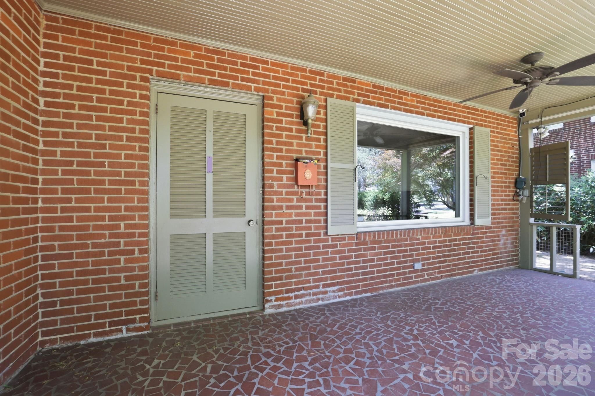 200 Altondale Avenue — Charlotte