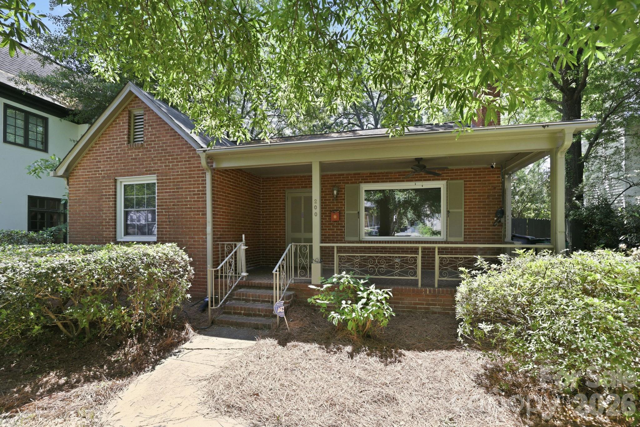 200 Altondale Avenue — Charlotte