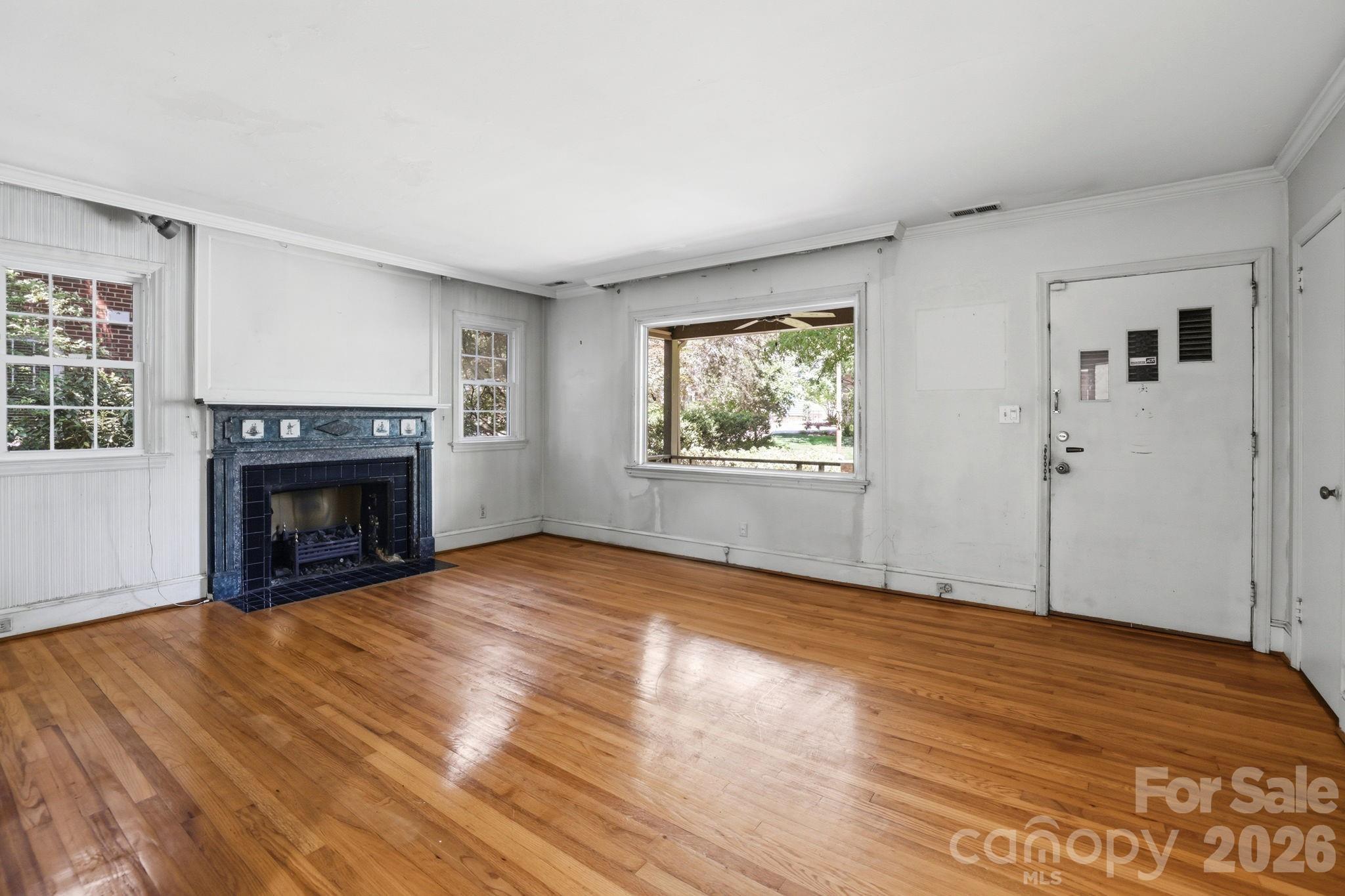 200 Altondale Avenue — Charlotte