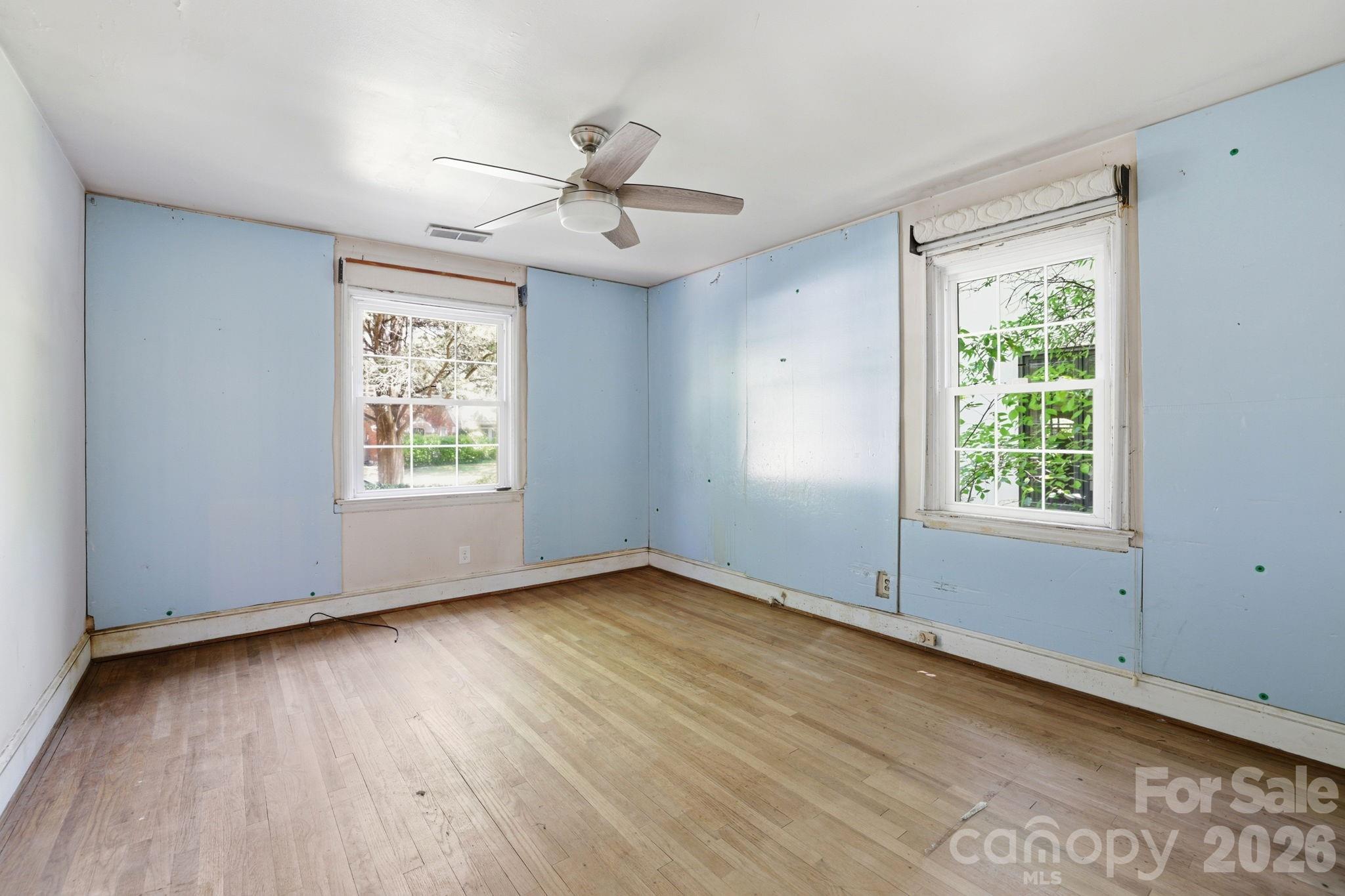 200 Altondale Avenue — Charlotte