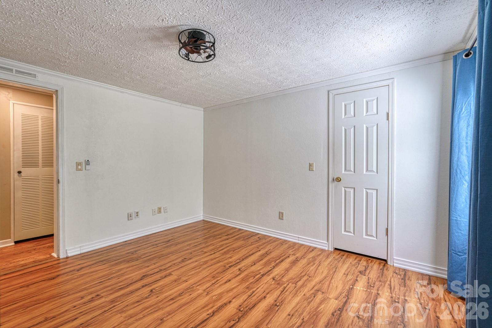 123 Little Rock Way — Mill Spring