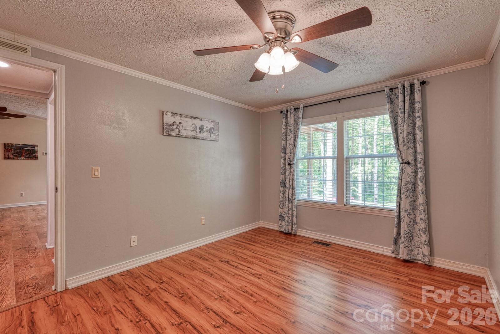 123 Little Rock Way — Mill Spring