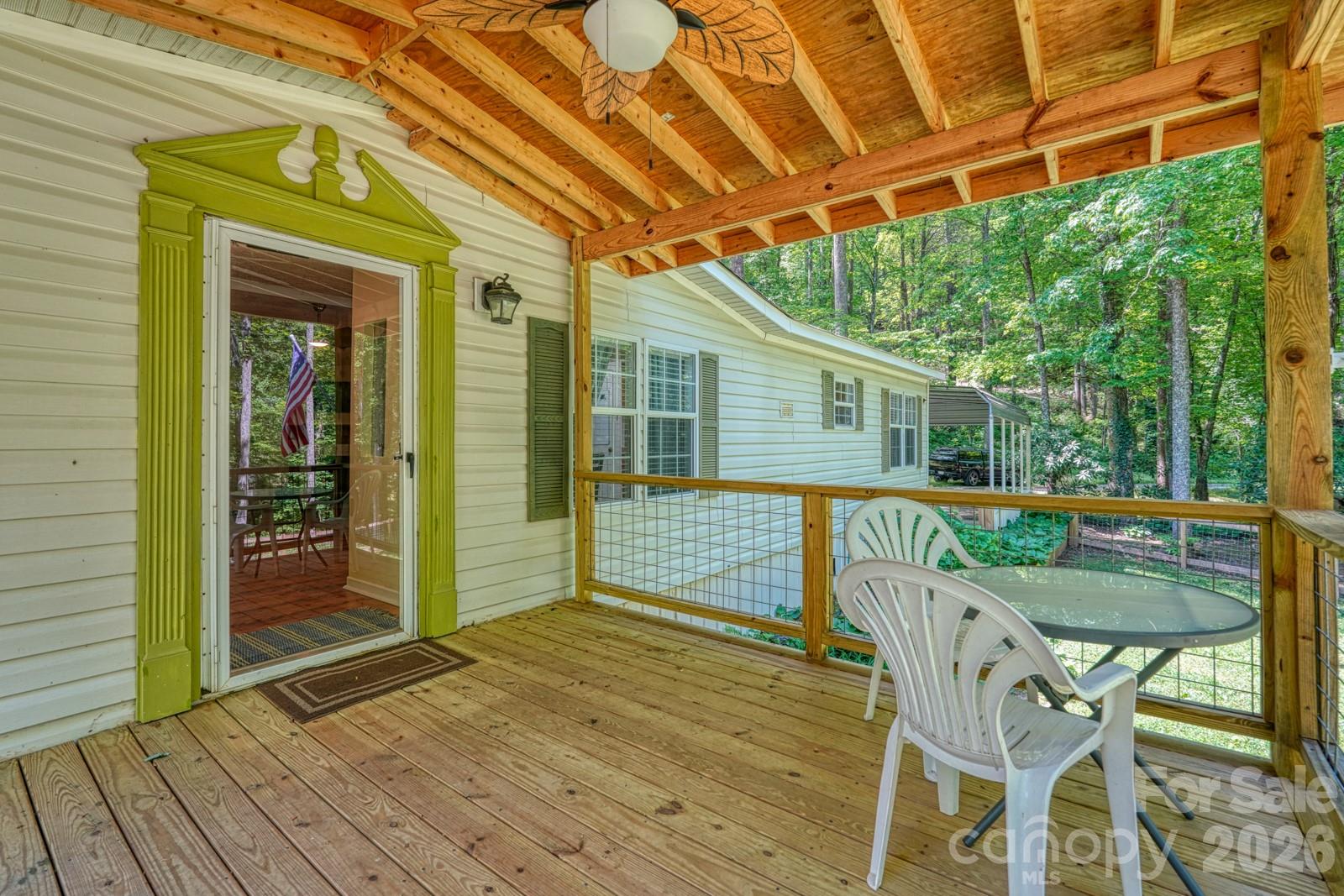 123 Little Rock Way — Mill Spring