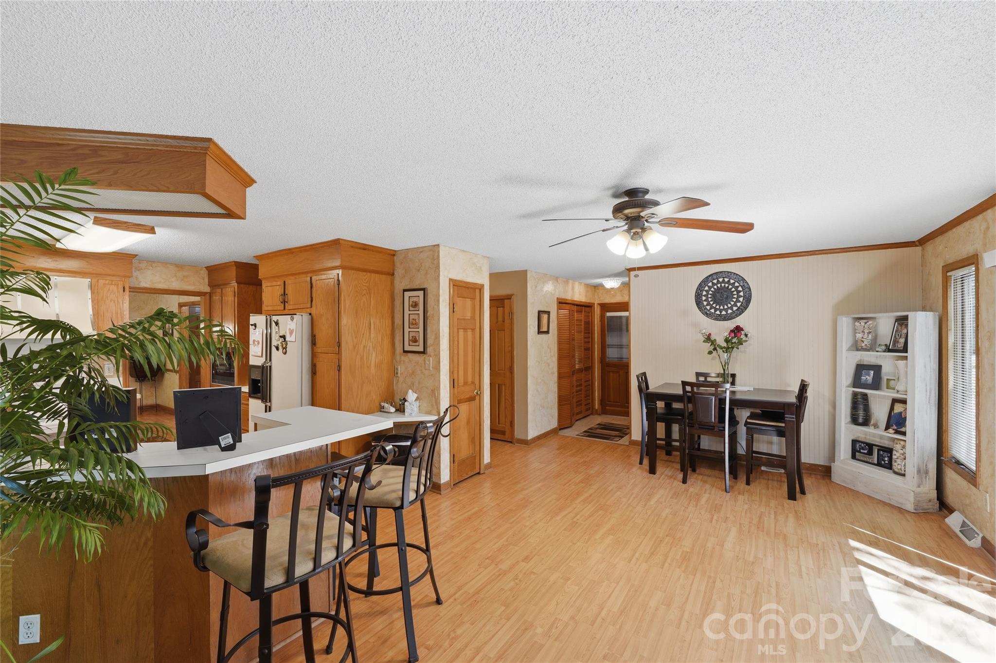 7040 Summer Place — Charlotte